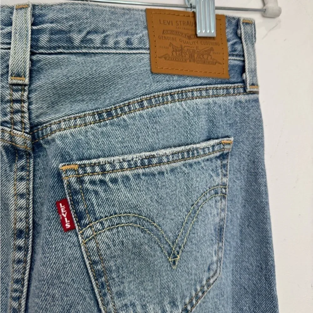 LEVI’S ANKLE COLUMN SKIRT in Vintage Blue